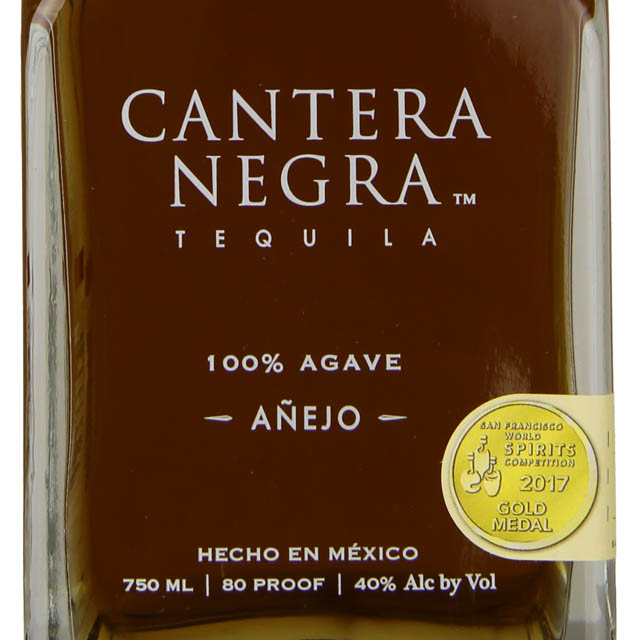 Cantera Negra Anejo Tequila / 750mL