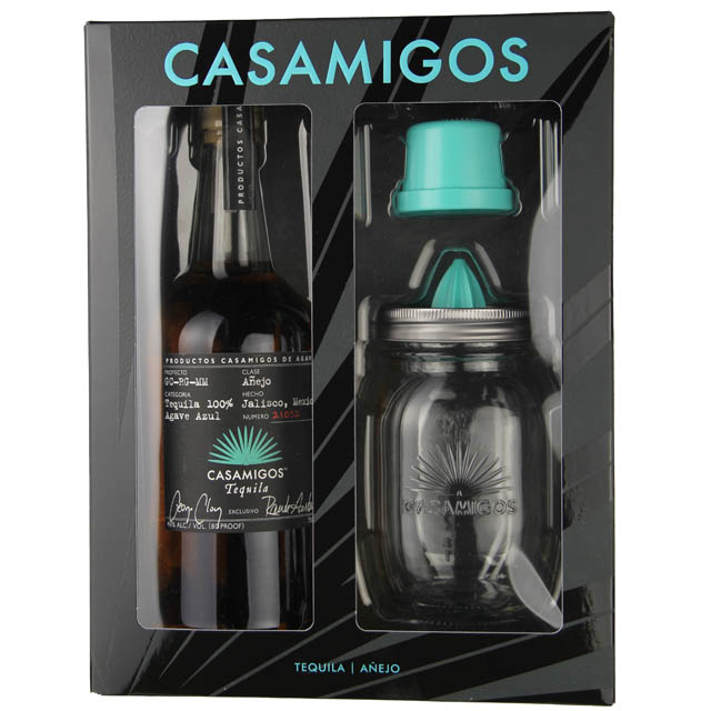 Casamigos Tequila Anejo Gift Set with Juicer / 750mL