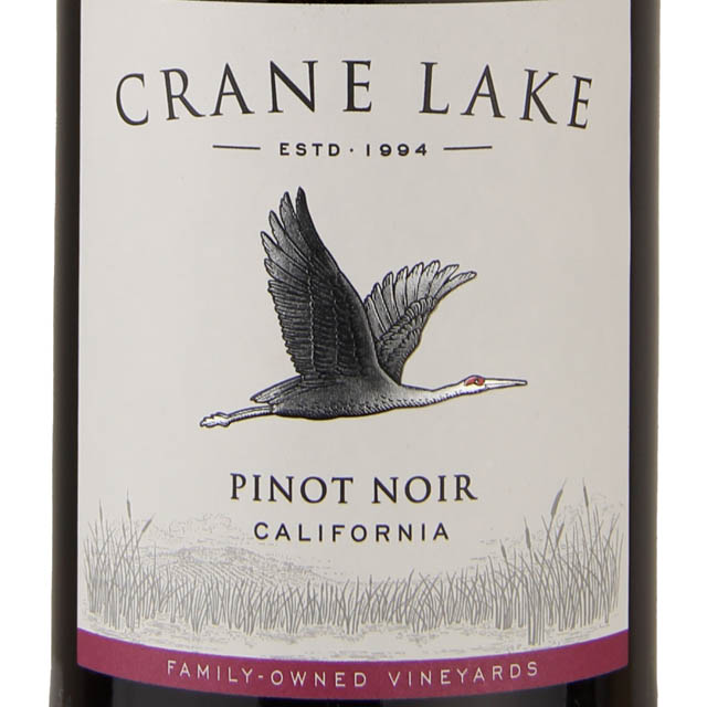 Crane Lake Pinot Noir / 750 mL