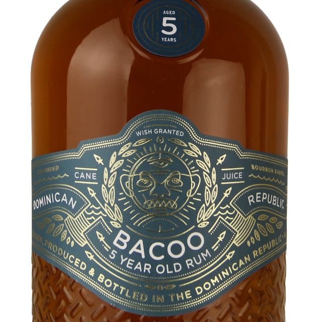 Bacoo 5 Year Rum / 750mL