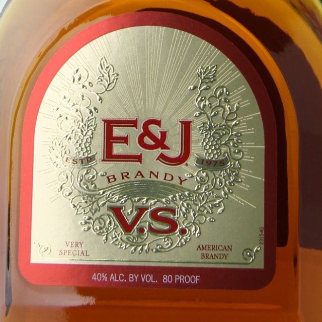 E&amp;J Gallo VS Brandy  / 750 ml