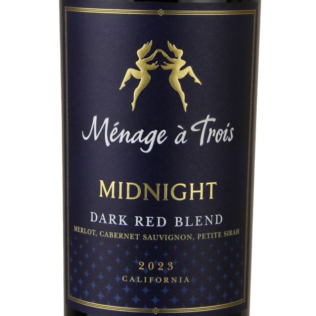 Menage a Trois Midnight Dark Red Blend / 750 ml