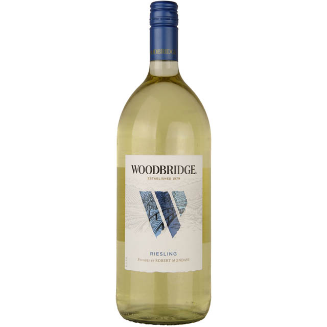 Woodbridge by Robert Mondavi Riesling / 1.5Ltr