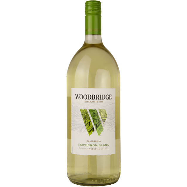 Woodbridge by Robert Mondavi Sauvignon Blanc / 1.5 Ltr