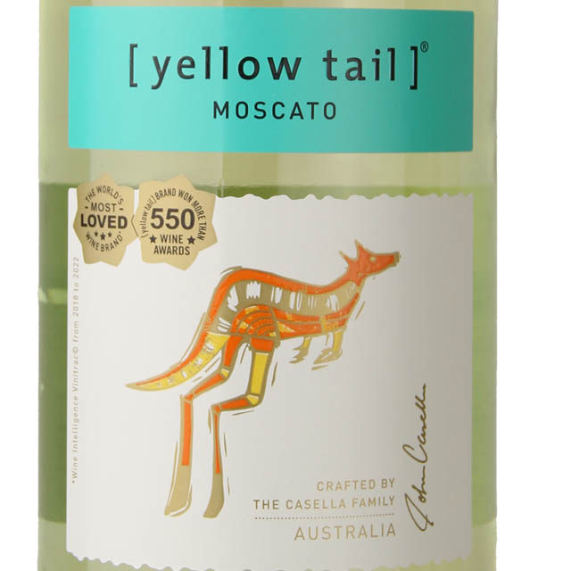 Yellow Tail Moscato / 1.5 Ltr