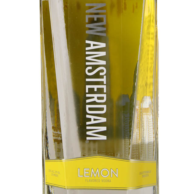 New Amsterdam Lemon Flavored Vodka / 1.75L
