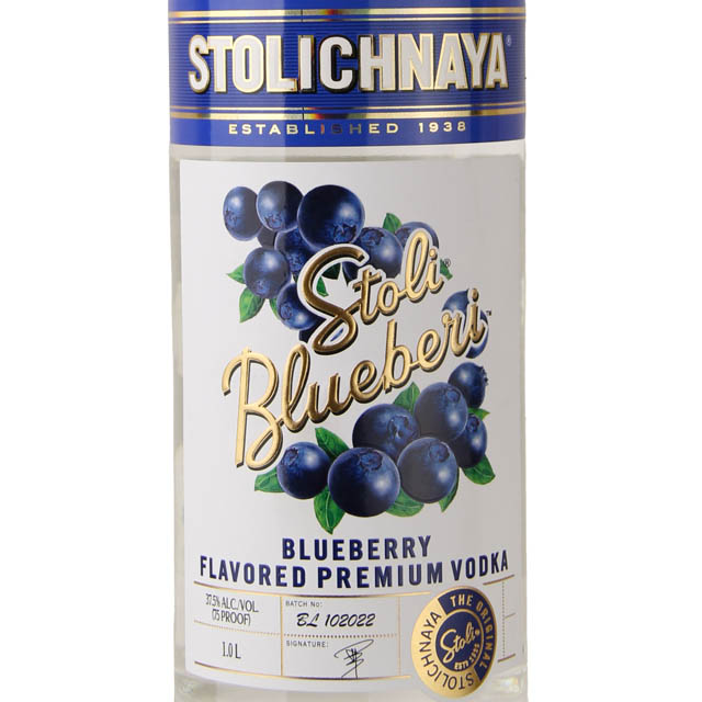 Stolichnaya Bluberi Flavored Vodka / Ltr
