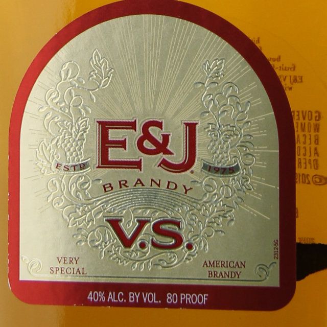 E&amp;J Gallo VS Brandy - (Half Bottle)  / 375ml